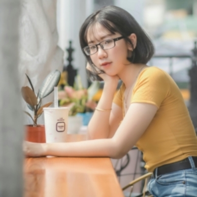 Foto Profile dari Listy Pertiwi