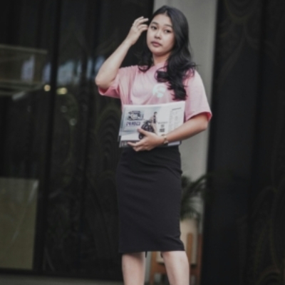 Foto Profile dari Mutiara Lestari